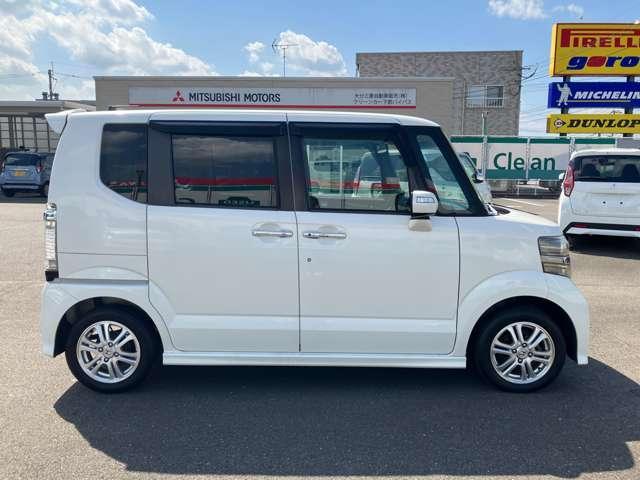 Ｎ－ＢＯＸカスタム Ｇ・Ｌパッケージ　片側電動スライドドア・フォグランプ　アイドリングストップ車　スマキ－　フロントベンチシート　パワーウィンドウ　片側電動両側スライドドア　盗難防止システム　オートエアコン　パワステ　キーレスエントリー（6枚目）