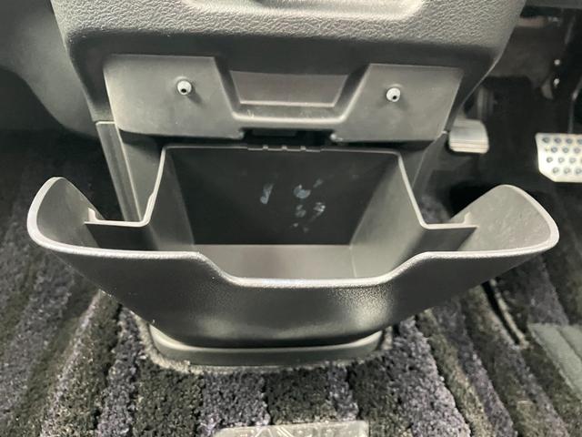 ソリオバンディット ハイブリッドＭＶ　ナビ・ＥＴＣ・クルーズコントロール付車　盗難防止　アイスト　スマ－トキ－　リアコーナーセンサー　サイドエアバッグ　アルミ　両側スライド片側電動ドア　オートクルーズ　運転席側シートヒーター　横滑防止装置（29枚目）