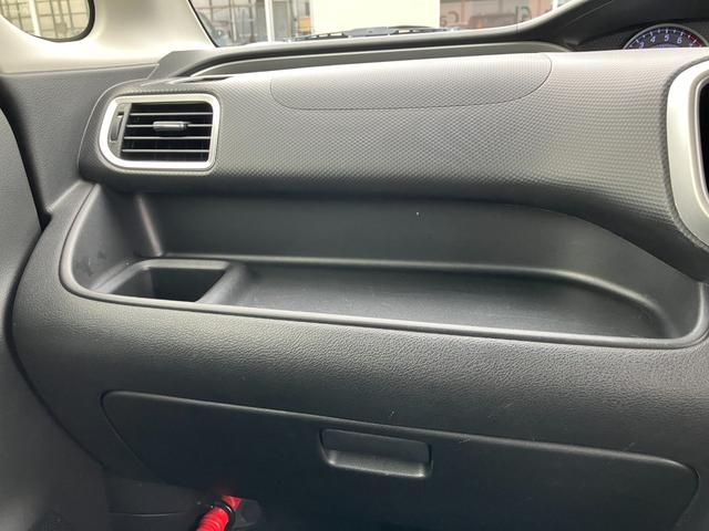 ソリオバンディット ハイブリッドＭＶ　ナビ・ＥＴＣ・クルーズコントロール付車　盗難防止　アイスト　スマ－トキ－　リアコーナーセンサー　サイドエアバッグ　アルミ　両側スライド片側電動ドア　オートクルーズ　運転席側シートヒーター　横滑防止装置（41枚目）