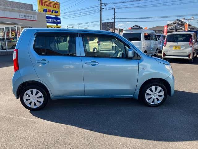 ワゴンR FX CDオーディオ付 シ-トヒ-タ- Aストップ 盗難防止 AUTOエアコン Wエアバッグ キーレス ABS エアバック パワーウィンド ベンチ パワステ(6枚目)