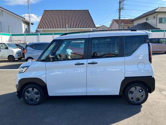 デリカミニ Ｔ　片側電動スライドドア・ナビ・バックカメラ　エアコン　キーフリー　Ｂカメラ　前席シートヒーター　ｉストップ　クリアランスソナー　スマートキー　エアバッグ　盗難防止　ベンチシート　ターボ　レーダーブレーキ（11枚目）