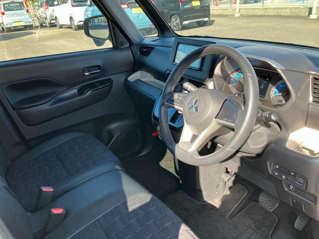 デリカミニ Ｔ　片側電動スライドドア・ナビ・バックカメラ　エアコン　キーフリー　Ｂカメラ　前席シートヒーター　ｉストップ　クリアランスソナー　スマートキー　エアバッグ　盗難防止　ベンチシート　ターボ　レーダーブレーキ（18枚目）