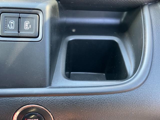 �^�]�ȃh�����N�z���_�[