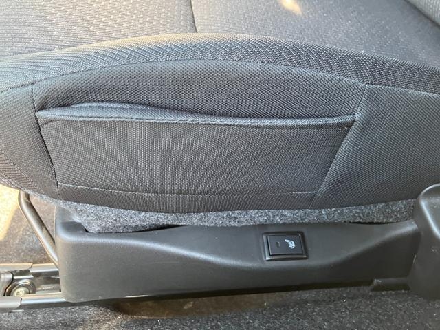 �V�[�g�q�[�^�[���Ă��܂��B