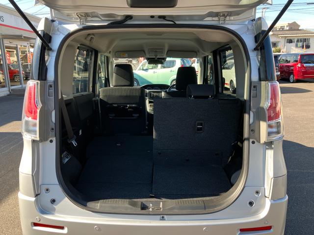 ��ȃV�[�g�o�b�N�͍��E�Ɨ��ŃA�����W�\�ł��B