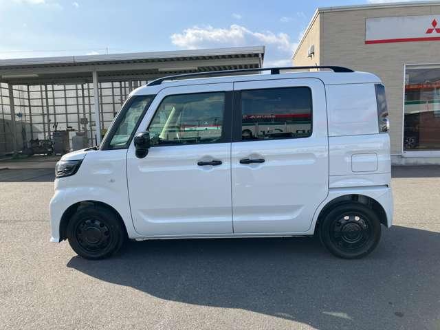 スペーシアベース ＸＦ　衝突被害軽減ブレーキシステム　ＰＳ　盗難防止装置　スマートキー＆プッシュスタート　フリーキー　エアバッグ　シートＨ　クルコン　片側電動両側スライドドア　フルオートエアコン　ＥＳＰ　ＡＷ　ＡＢＳ（10枚目）