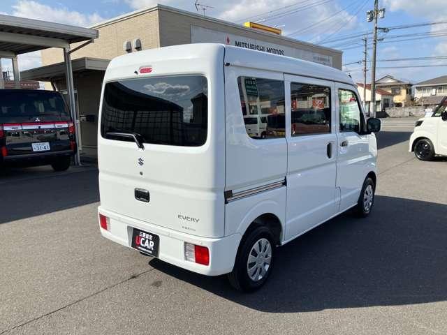 エブリイ ＰＣ　ＣＤオーディオ　パワーウィンド　両側スライド　キーレス付き　横滑防止　マニュアルエアコン　運転席エアバッグ　パワステ　シートヒーター付　アイドリングストップ機能付　パークセンサー　緊急ブレーキ（7枚目）