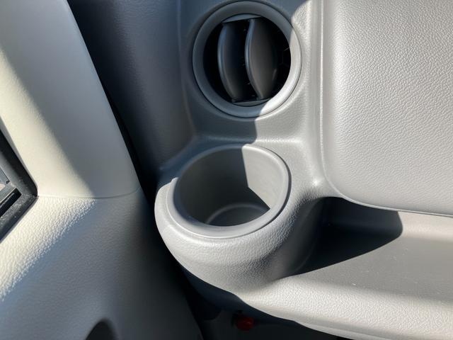 エブリイ ＰＣ　ＣＤオーディオ　パワーウィンド　両側スライド　キーレス付き　横滑防止　マニュアルエアコン　運転席エアバッグ　パワステ　シートヒーター付　アイドリングストップ機能付　パークセンサー　緊急ブレーキ（28枚目）