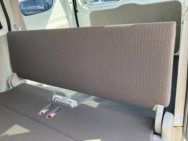 エブリイ ＰＣ　ＣＤオーディオ　パワーウィンド　両側スライド　キーレス付き　横滑防止　マニュアルエアコン　運転席エアバッグ　パワステ　シートヒーター付　アイドリングストップ機能付　パークセンサー　緊急ブレーキ（49枚目）