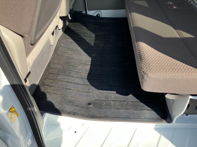 エブリイ ＰＣ　ＣＤオーディオ　パワーウィンド　両側スライド　キーレス付き　横滑防止　マニュアルエアコン　運転席エアバッグ　パワステ　シートヒーター付　アイドリングストップ機能付　パークセンサー　緊急ブレーキ（51枚目）