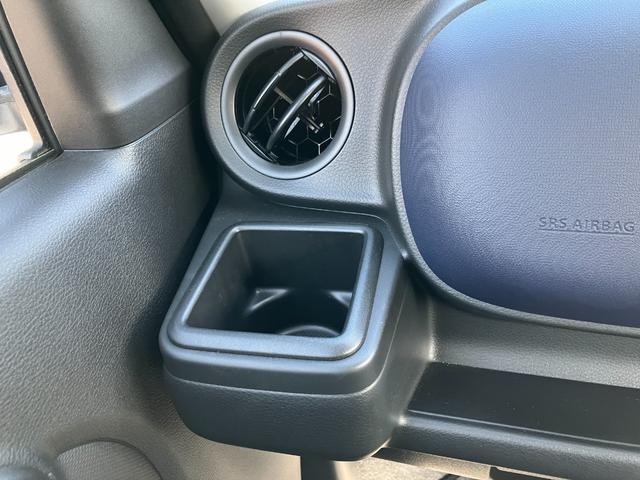 アルト Ａ　キーレス・パワーウィンドウ　カーテンエアバック　助手席エアバック　運転席エアバック　マニュアルエアコン　パワステ　横滑り防止装置　ＡＢＳ　アイドルストップ　キーレスエントリーキー　バックセンサー（25枚目）