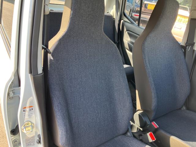 アルト Ａ　キーレス・パワーウィンドウ　カーテンエアバック　助手席エアバック　運転席エアバック　マニュアルエアコン　パワステ　横滑り防止装置　ＡＢＳ　アイドルストップ　キーレスエントリーキー　バックセンサー（31枚目）