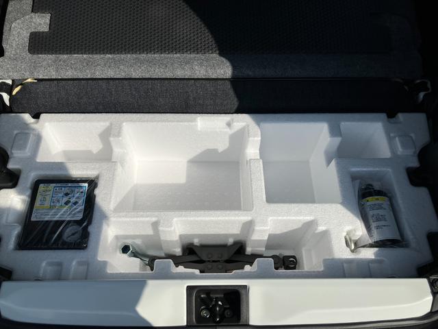 アルト Ａ　キーレス・パワーウィンドウ　カーテンエアバック　助手席エアバック　運転席エアバック　マニュアルエアコン　パワステ　横滑り防止装置　ＡＢＳ　アイドルストップ　キーレスエントリーキー　バックセンサー（53枚目）