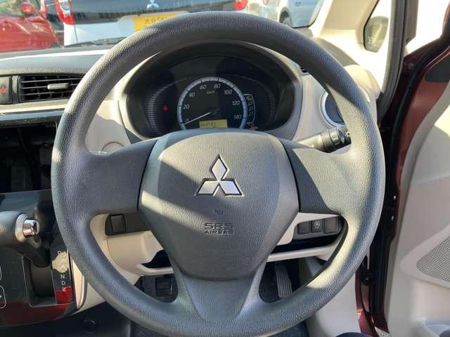 eKワゴン M アイドリングストップ・キーレスエントリー アイドリングストップ機能 WエアB 運転席エアバック キーレス ベンチシート オートエアコン ABS パワーウィンド パワーステアリング(19枚目)