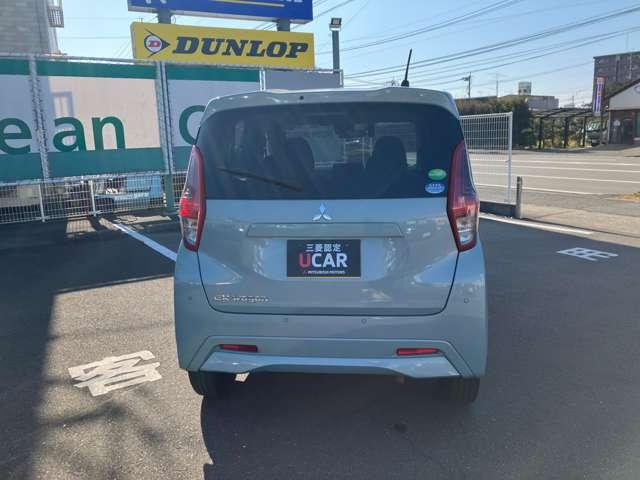 eKワゴン M 衝突被害軽減ブレーキシステム・アイドリン パーキングセンサー サイドエアバック 横滑り防止機能 リモコンキー 運転席エアバッグ 助手席エアバッグ シートヒーター ベンチシート マニュアルエアコン(8枚目)