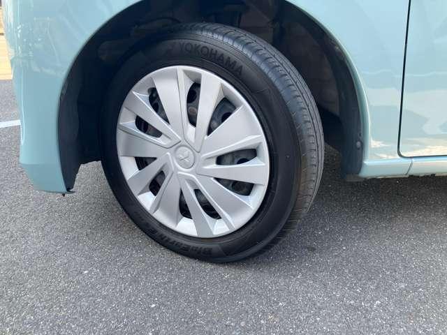 eKワゴン M 衝突被害軽減ブレーキシステム・アイドリン パーキングセンサー サイドエアバック 横滑り防止機能 リモコンキー 運転席エアバッグ 助手席エアバッグ シートヒーター ベンチシート マニュアルエアコン(11枚目)