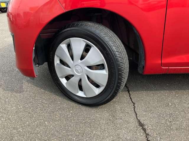 �S�{���ꂼ��̎ʐ^���ڂ��Ă��܂��I�^�C���̏�Ԃ��m�F�ł���̂ň��S���Ă���肢�������܂��B