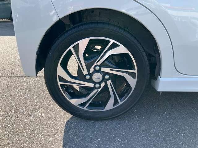 ムーヴ カスタム　ＲＳ　ハイパーＳＡＩＩＩ　ナビ・バックカメラ・ドライブレコーダー　盗難防止装置　ターボモデル　シートヒータ　メモリナビ　パワステ　スマートキー　キーレス　オートエアコン　ＡＢＳ　横滑り防止　パワーウィンドウ　ベンチシート　ナビ（14枚目）