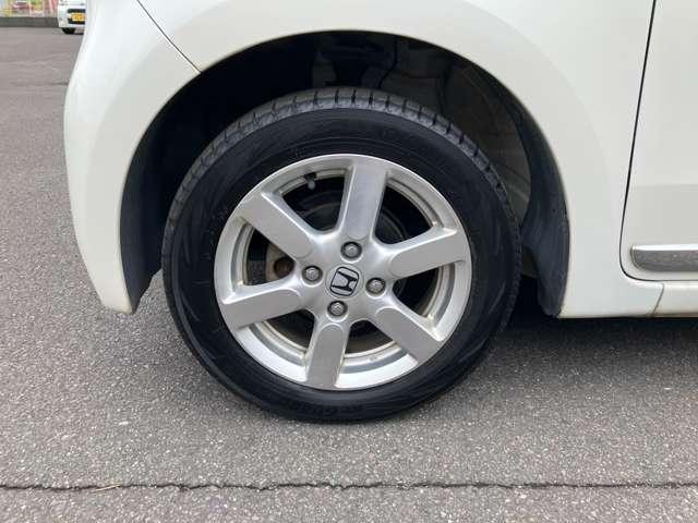 Ｎ－ＯＮＥ Ｇ・Ｌパッケージ　ナビ・バックカメラ・ＥＴＣ　ＥＴＣ搭載　パワーウィンドゥ　横滑り防止システム　スマキー　Ｉストップ　メモリナビ　バックカメラ　ＰＳ　エアバック　ベンチシート　オートエアコン　ナビ　ＡＢＳ　キーレス（13枚目）