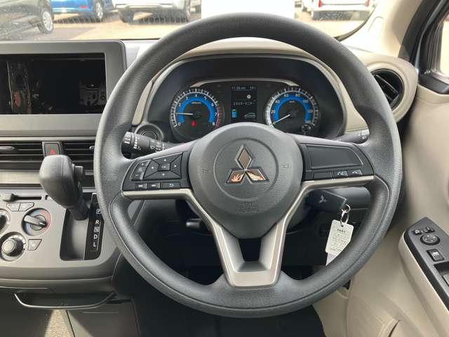 ｅＫワゴン Ｍ　リヤビューモニター付きルームミラー・キー　衝突回避支援ブレーキ　助手席エアバック　運転席エアバック　リヤビューカメラ　パーキングセンサー　ＥＳＣ　キーレスキー　マニュアルエアコン　ベンチシート　ＡＢＳ（18枚目）