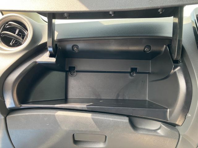 ��������ɂȂ�܂��B�O���[�u�{�b�N�X�ƕ����Đ����ł���̂ŕ֗��ł��B