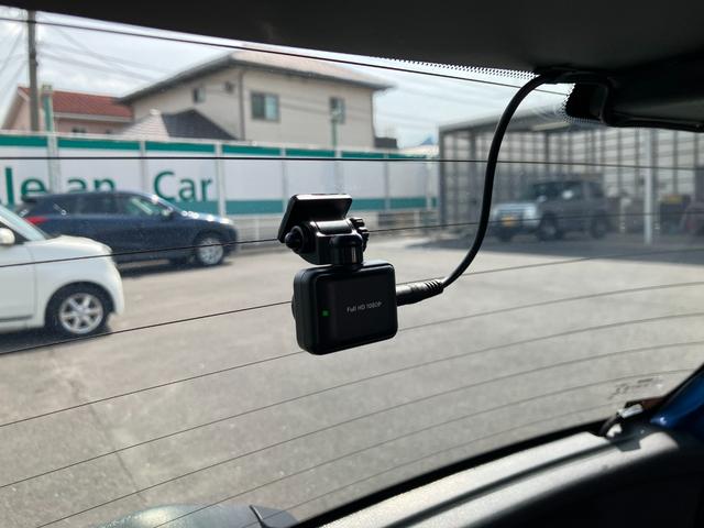 �����h���C�u���R�[�_�[�����Ă��܂��B