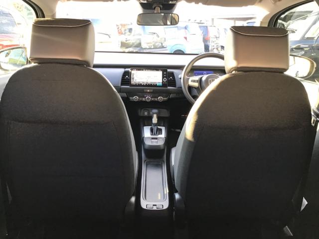 フィット ｅ：ＨＥＶクロスター　バックカメラ　ナビ　ＴＶ　クリアランスソナー　オートクルーズコントロール　レーンアシスト　衝突被害軽減システム　アルミホイール　オートライト　ＬＥＤヘッドランプ　ヘッドライトウォッシャー　スマートキー（25枚目）