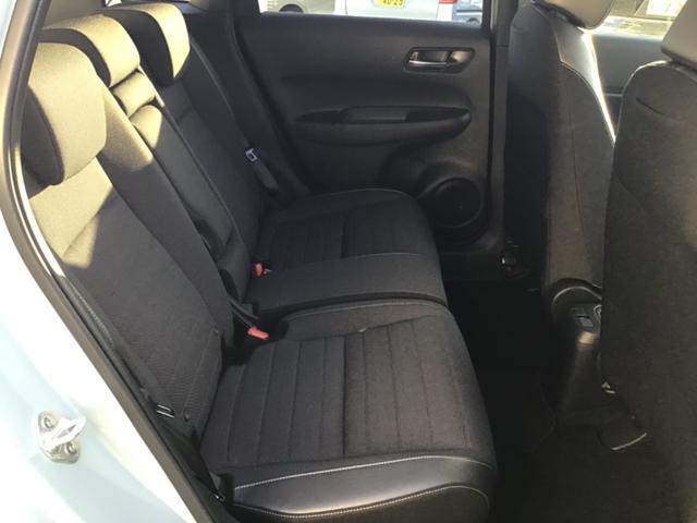 フィット ｅ：ＨＥＶクロスター　バックカメラ　ナビ　ＴＶ　クリアランスソナー　オートクルーズコントロール　レーンアシスト　衝突被害軽減システム　アルミホイール　オートライト　ＬＥＤヘッドランプ　ヘッドライトウォッシャー　スマートキー（26枚目）