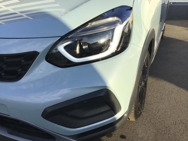 フィット ｅ：ＨＥＶクロスター　バックカメラ　ナビ　ＴＶ　クリアランスソナー　オートクルーズコントロール　レーンアシスト　衝突被害軽減システム　アルミホイール　オートライト　ＬＥＤヘッドランプ　ヘッドライトウォッシャー　スマートキー（31枚目）