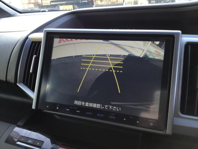 ステップワゴンスパーダ Ｚ　クールスピリット　ＥＴＣ　バックカメラ　ナビ　ＴＶ　オートクルーズコントロール　両側電動スライドドア　ＨＩＤ　スマートキー　アイドリングストップ　電動格納ミラー　３列シート　ＣＶＴ　アルミホイール　ＣＤ　ＤＶＤ再生（4枚目）