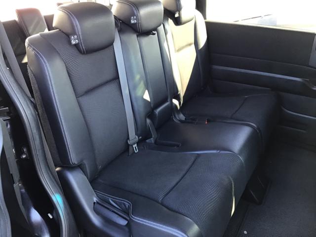 ステップワゴンスパーダ Ｚ　クールスピリット　ＥＴＣ　バックカメラ　ナビ　ＴＶ　オートクルーズコントロール　両側電動スライドドア　ＨＩＤ　スマートキー　アイドリングストップ　電動格納ミラー　３列シート　ＣＶＴ　アルミホイール　ＣＤ　ＤＶＤ再生（11枚目）