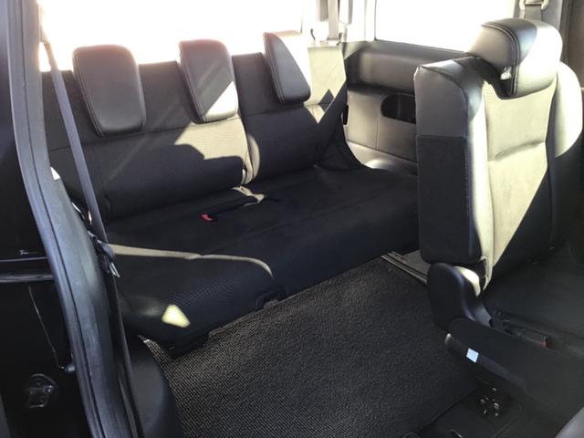 ステップワゴンスパーダ Ｚ　クールスピリット　ＥＴＣ　バックカメラ　ナビ　ＴＶ　オートクルーズコントロール　両側電動スライドドア　ＨＩＤ　スマートキー　アイドリングストップ　電動格納ミラー　３列シート　ＣＶＴ　アルミホイール　ＣＤ　ＤＶＤ再生（12枚目）