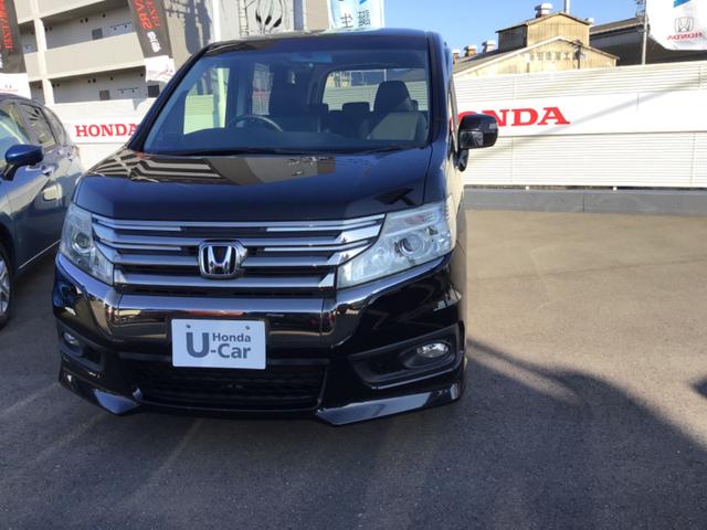 ステップワゴンスパーダ Ｚ　クールスピリット　ＥＴＣ　バックカメラ　ナビ　ＴＶ　オートクルーズコントロール　両側電動スライドドア　ＨＩＤ　スマートキー　アイドリングストップ　電動格納ミラー　３列シート　ＣＶＴ　アルミホイール　ＣＤ　ＤＶＤ再生（13枚目）