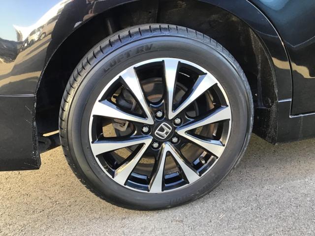 ステップワゴンスパーダ Ｚ　クールスピリット　ＥＴＣ　バックカメラ　ナビ　ＴＶ　オートクルーズコントロール　両側電動スライドドア　ＨＩＤ　スマートキー　アイドリングストップ　電動格納ミラー　３列シート　ＣＶＴ　アルミホイール　ＣＤ　ＤＶＤ再生（18枚目）