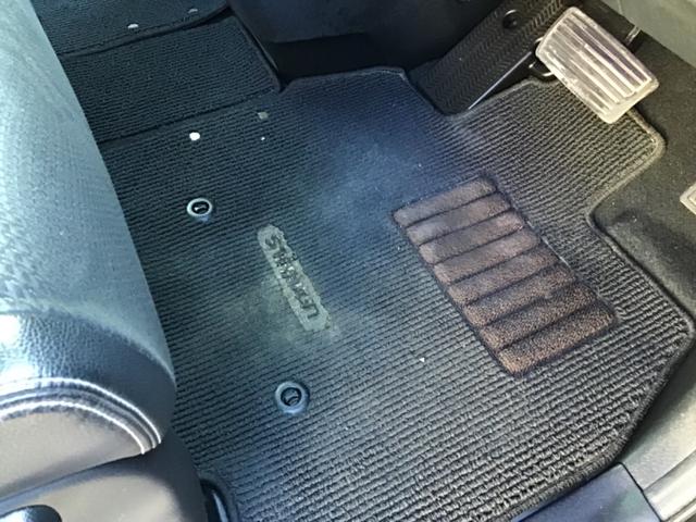 ステップワゴンスパーダ Ｚ　クールスピリット　ＥＴＣ　バックカメラ　ナビ　ＴＶ　オートクルーズコントロール　両側電動スライドドア　ＨＩＤ　スマートキー　アイドリングストップ　電動格納ミラー　３列シート　ＣＶＴ　アルミホイール　ＣＤ　ＤＶＤ再生（28枚目）