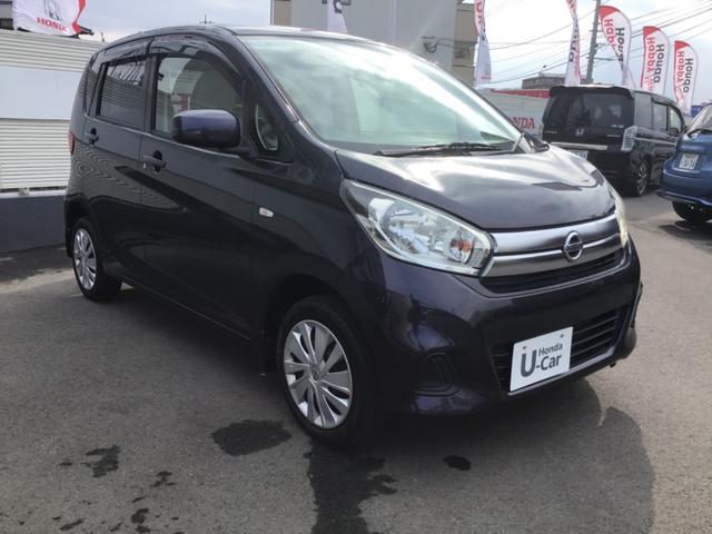 デイズ Ｊ　ドライブレコーダー　ＥＴＣ　衝突被害軽減システム　キーレスエントリー　電動格納ミラー　ベンチシート　ＣＶＴ　ＡＢＳ　ＥＳＣ　ＣＤ　ＵＳＢ　衝突安全ボディ　エアコン　パワーステアリング　パワーウィンドウ（13枚目）