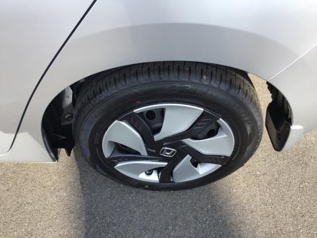 フィットハイブリッド Fパッケージ ハイブリッド ETC バックカメラ ナビ TV オートクルーズコントロール オートライト スマートキー アイドリングストップ 電動格納ミラー AT 盗難防止システム 衝突安全ボディ CD DVD再生(25枚目)