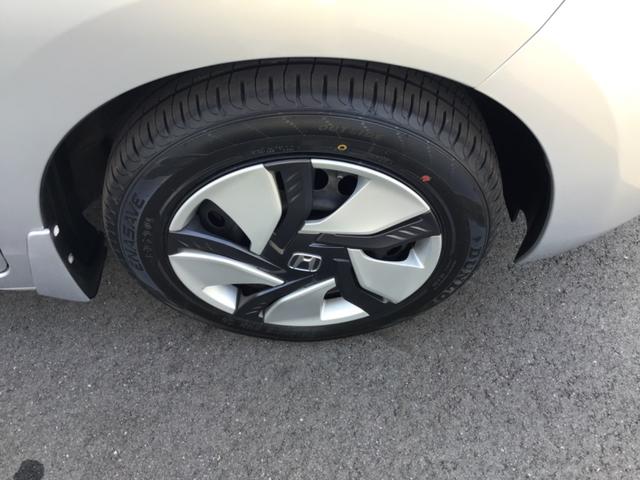 フィットハイブリッド Fパッケージ ハイブリッド ETC バックカメラ ナビ TV オートクルーズコントロール オートライト スマートキー アイドリングストップ 電動格納ミラー AT 盗難防止システム 衝突安全ボディ CD DVD再生(35枚目)