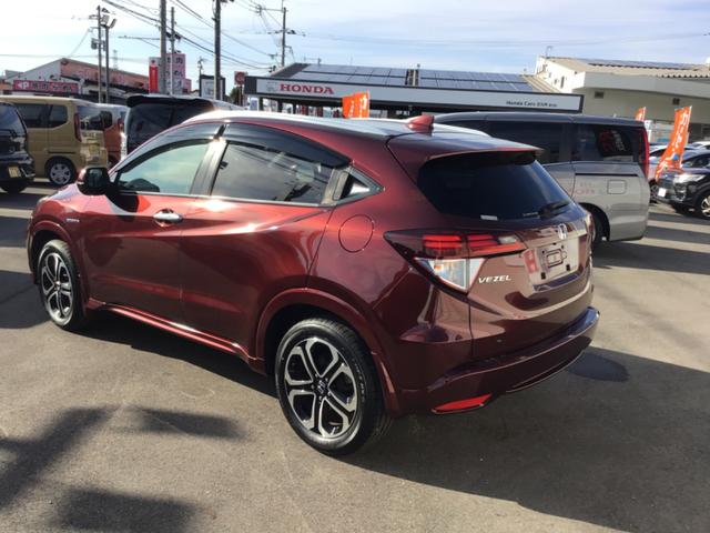 ヴェゼル ハイブリッドZ ドライブレコーダー ETC バックカメラ オートクルーズコントロール 衝突被害軽減システム TV オートライト LEDヘッドランプ アルミホイール スマートキー アイドリングストップ 電動格納ミラー(3枚目)
