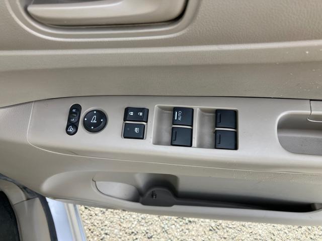 Ｎ－ＢＯＸ＋ Ｇ　車いす仕様車　福祉車両　車椅子乗り入れ可　電動ウインチ　ＣＤ（20枚目）