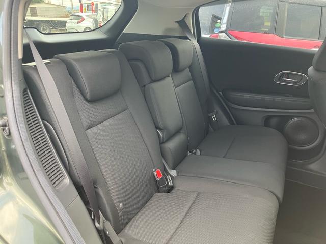 ヴェゼル ハイブリッドＸ　あんしんパッケージ　メモリーナビ　フルセグテレビ　バックカメラ　アルミ　ＥＴＣ　衝突被害軽減システム　アイドリングストップ　スマートキー　プッシュスタート（19枚目）