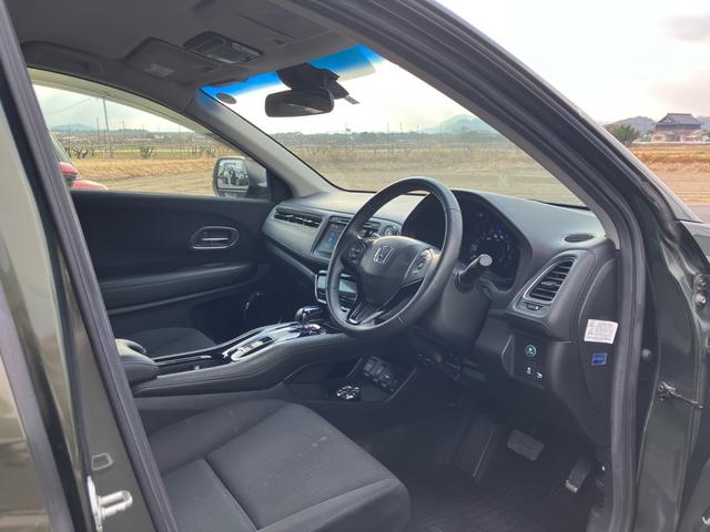 ヴェゼル ハイブリッドＸ　あんしんパッケージ　メモリーナビ　フルセグテレビ　バックカメラ　アルミ　ＥＴＣ　衝突被害軽減システム　アイドリングストップ　スマートキー　プッシュスタート（31枚目）