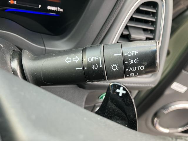 ヴェゼル ハイブリッドＸ　あんしんパッケージ　メモリーナビ　フルセグテレビ　バックカメラ　アルミ　ＥＴＣ　衝突被害軽減システム　アイドリングストップ　スマートキー　プッシュスタート（39枚目）