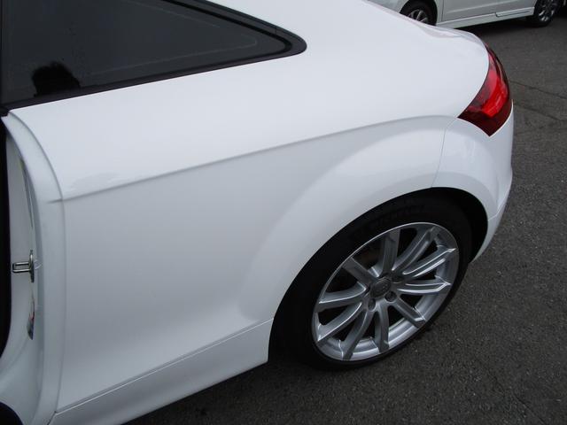 2.0TFSI ターボ 黒革 HDDナビ Bluetooth フルセグ DVD CD ETC リアウイング(16枚目)