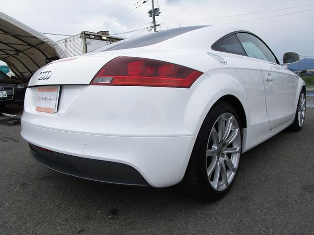2.0TFSI ターボ 黒革 HDDナビ Bluetooth フルセグ DVD CD ETC リアウイング(28枚目)