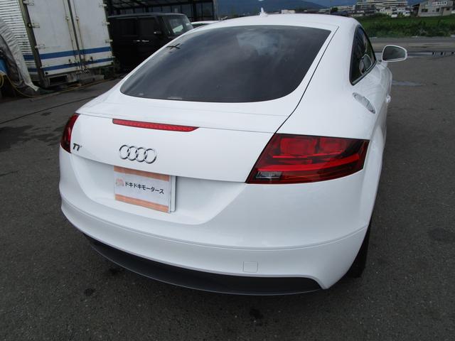 2.0TFSI ターボ 黒革 HDDナビ Bluetooth フルセグ DVD CD ETC リアウイング(29枚目)