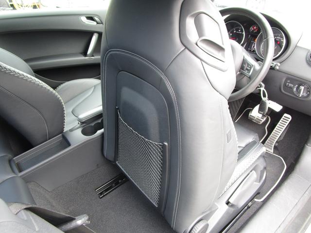 2.0TFSI ターボ 黒革 HDDナビ Bluetooth フルセグ DVD CD ETC リアウイング(46枚目)