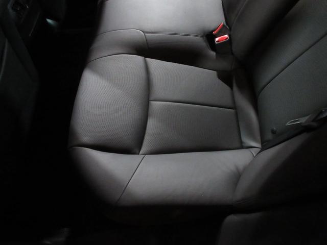 フーガ ３７０ＧＴ　クルコン　黒革　ＨＤＤナビ　フルセグ　Ｂｌｕｅｔｏｏｔｈ　ＤＶＤ　ＣＤ　Ｂカメラ　ＥＴＣ　オットマン　シートヒーター　クーラー　スマートキー　プッシュスタート（50枚目）