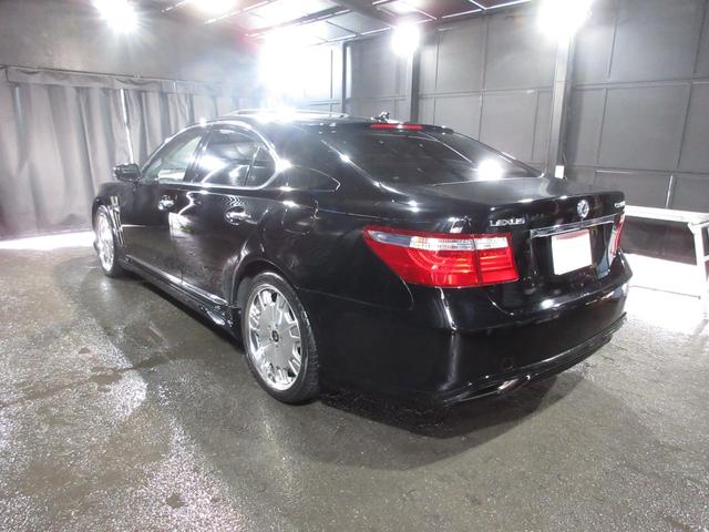 ＬＳ ＬＳ４６０　バージョンＣ　サンルーフ　黒革　クルコン　ＨＤＤナビ　ＤＶＤ　ＣＤ　Ｂカメラ　ＥＴＣ　ＷＡＬＤフルエアロ　ＷＡＬＤフェンダー　ＬＥＤヘッドライト　スマートキー　プッシュスタート（5枚目）