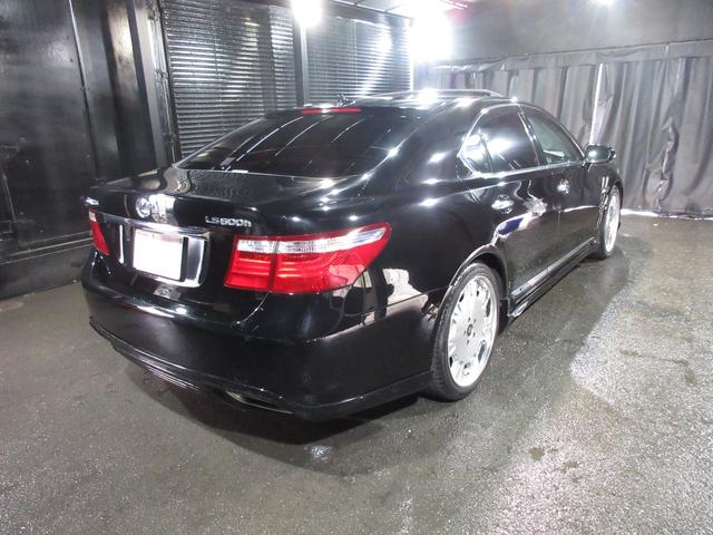 ＬＳ ＬＳ４６０　バージョンＣ　サンルーフ　黒革　クルコン　ＨＤＤナビ　ＤＶＤ　ＣＤ　Ｂカメラ　ＥＴＣ　ＷＡＬＤフルエアロ　ＷＡＬＤフェンダー　ＬＥＤヘッドライト　スマートキー　プッシュスタート（7枚目）